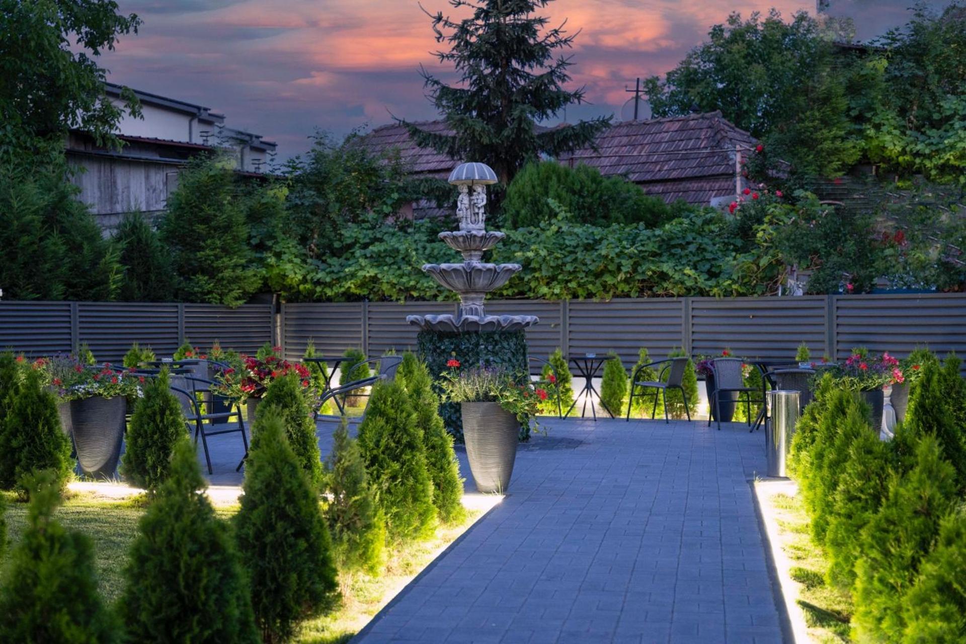 Fit Residence คลูจ-นาโปกา ภายนอก รูปภาพ